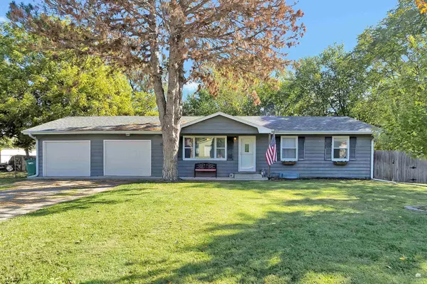 314 N Lake ST, Riley, KS 66531