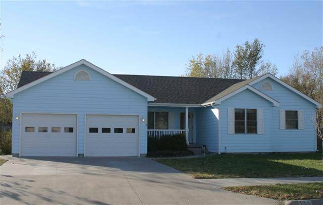 118 Lockett LN, St. George, KS 66535