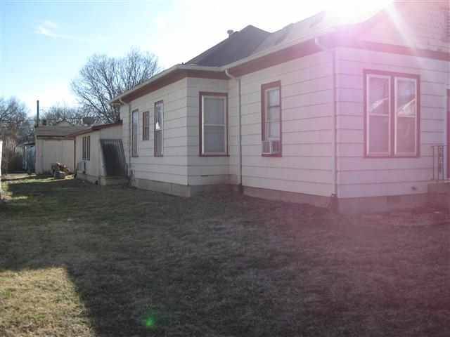 Manhattan, KS 66502,1531 Houston ST