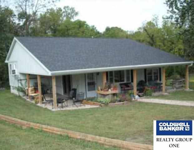 10670 Harvest RD, St. George, KS 66535