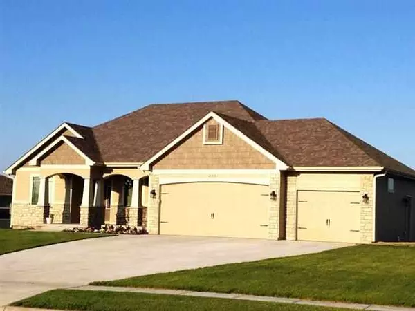 Manhattan, KS 66503,200 Fourwinds CT