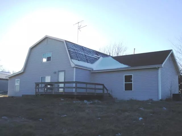 12737 NW 86th St., Rossville, KS 66533