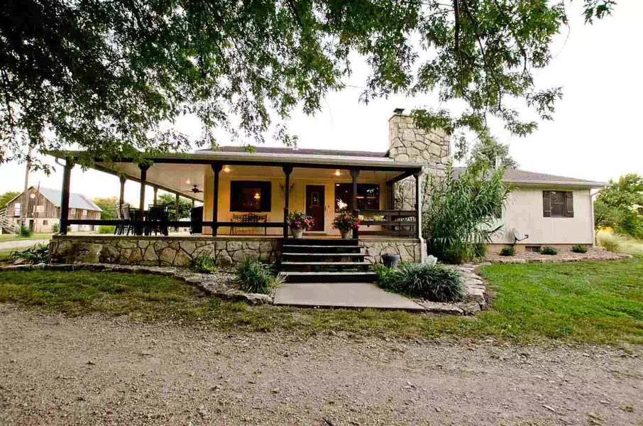 30863 OLD K10 RD, Alma, KS 66401