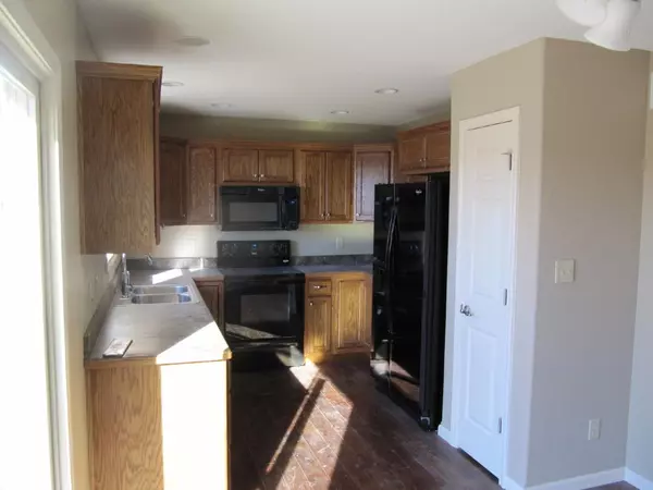 St. George, KS 66535,108 Turkey Ridge Dr.