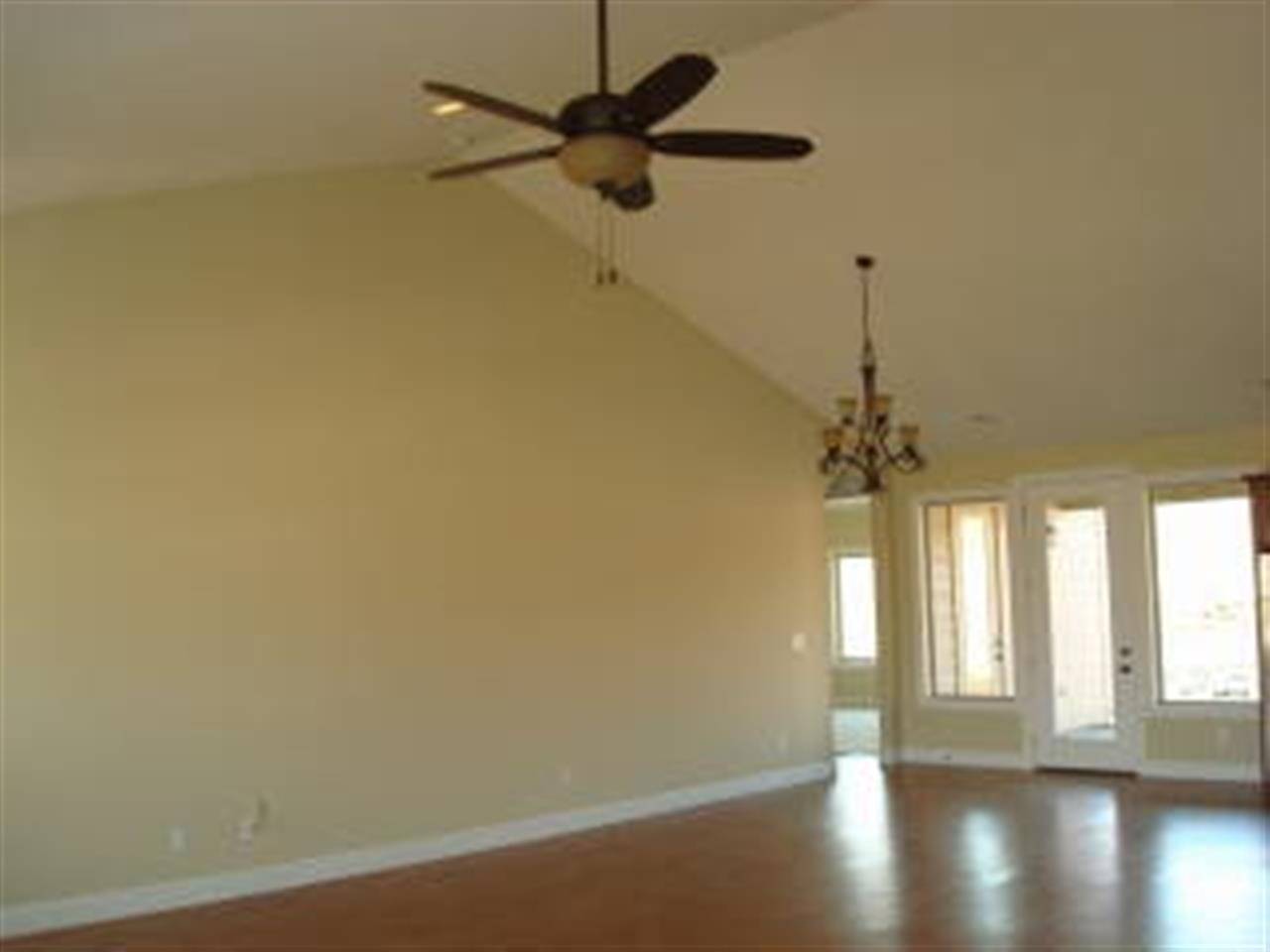 Manhattan, KS 66503,2601 Rangeview LN