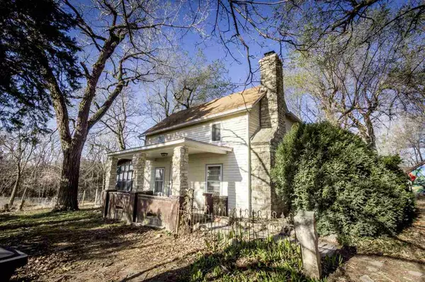 5140 Hopkins Creek RD, St. George, KS 66535