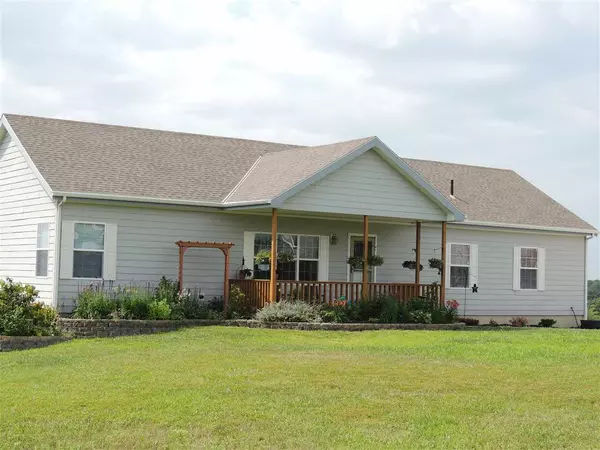 11630 Diamond Circle St., St. George, KS 66535