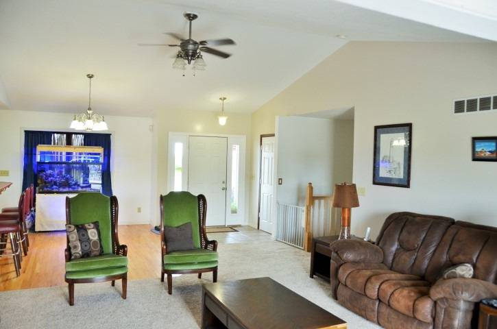 Wamego, KS 66547,13420 Cottonwood LN