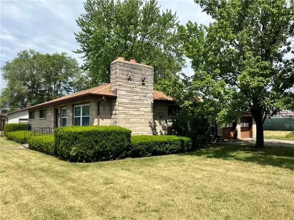 Hoopeston, IL 60942,704 W Penn ST