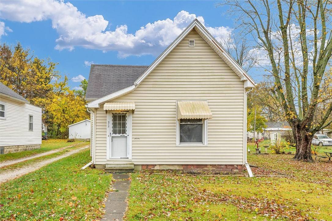 Paris, IL 61944,312 Parrish ST
