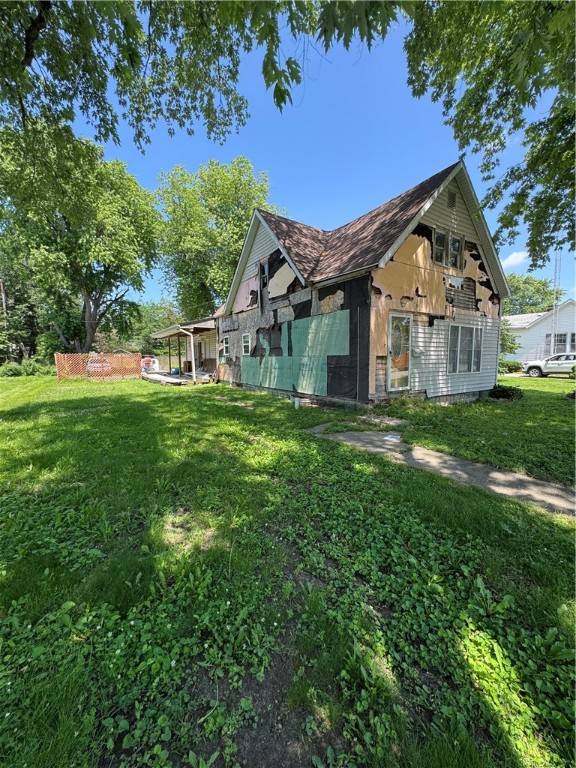 919 N Logan ST, Lincoln, IL 62656