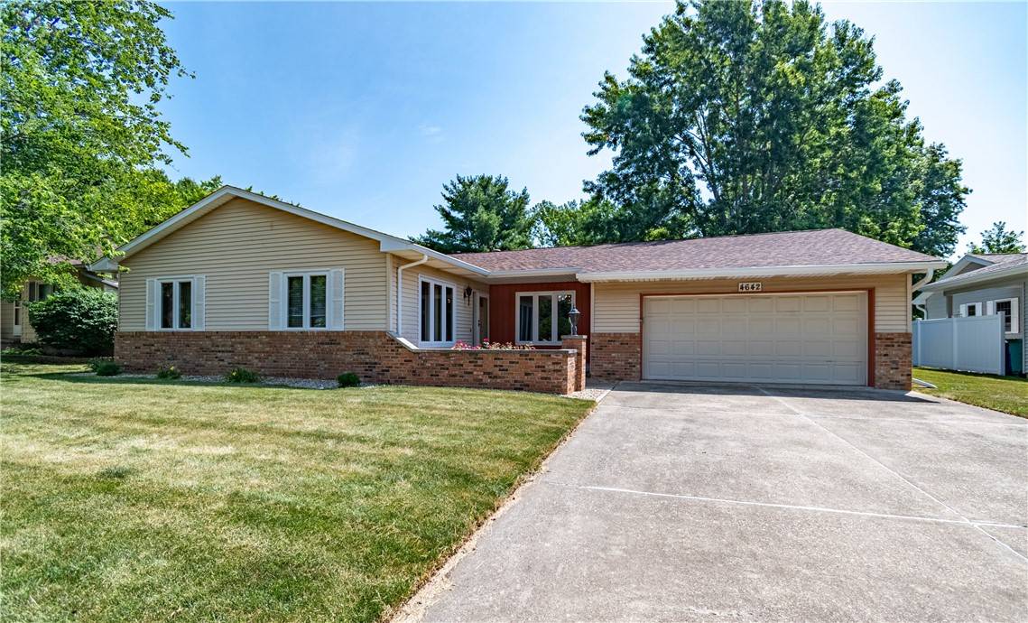 4642 Dogwood CT, Decatur, IL 62526