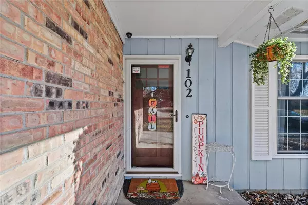 Catlin, IL 61817,102 Huntington Park DR