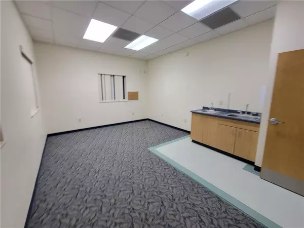 Shelbyville, IL 62565,410 S Heinlein DR