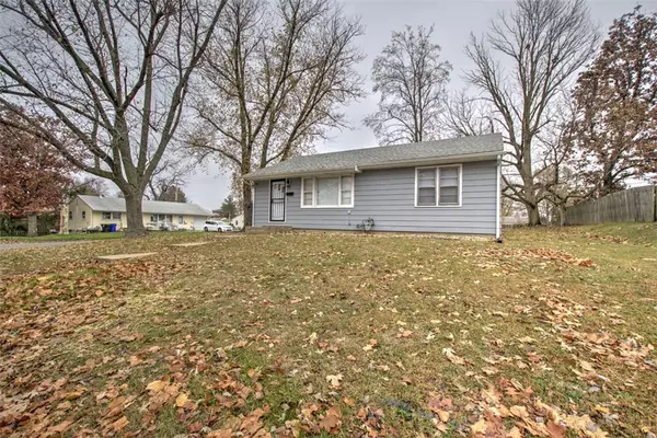 Decatur, IL 62521,2 4th DR