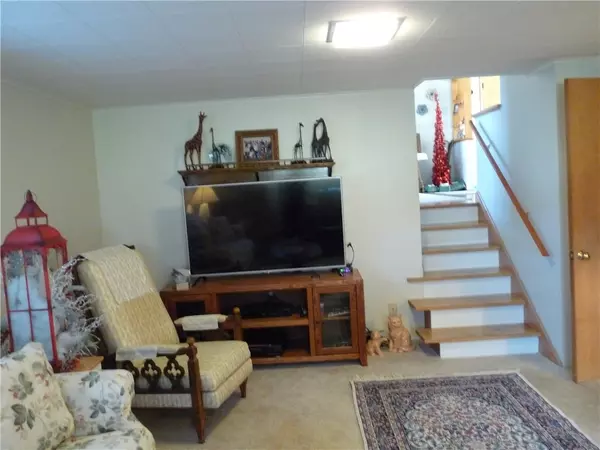 Danville, IL 61832,318 Newell AVE