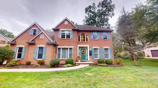 2440 STRAFFORD RD, Williamsport, PA 17701