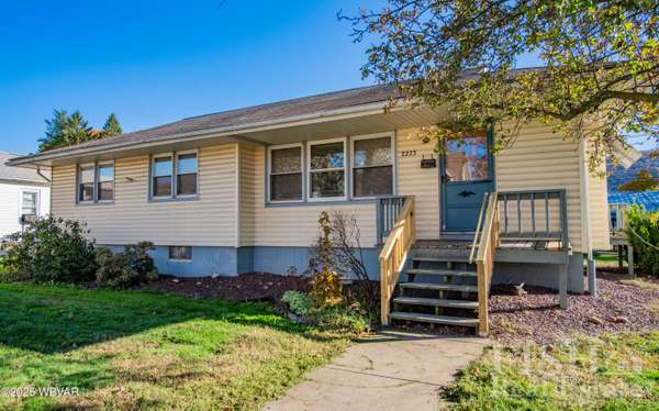 2223 MOSSER AVE, Williamsport, PA 17701