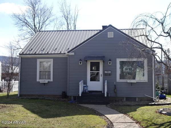 650 WOODLAND AVE, Williamsport, PA 17701