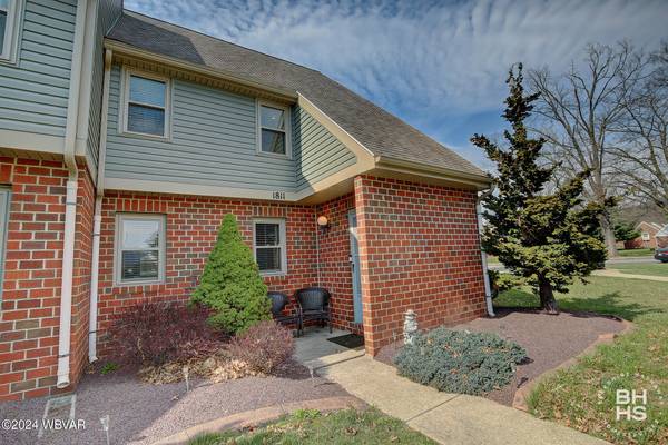 1811 LINCOLN DR, Williamsport, PA 17701