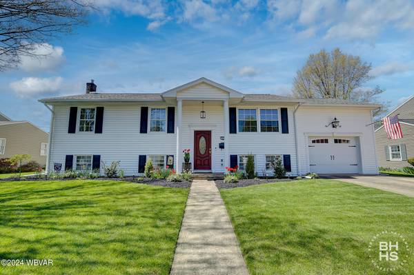 1121 LOCUST ST, Montoursville, PA 17754