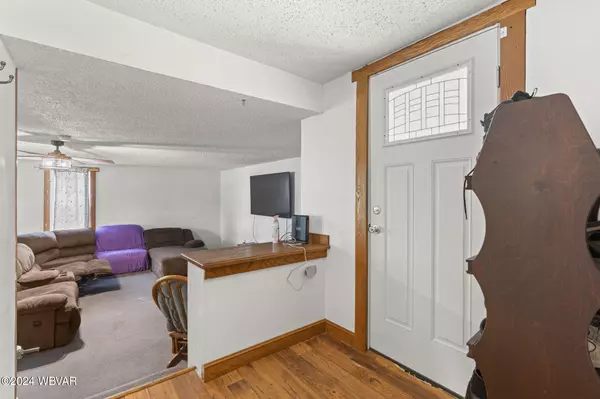 Selinsgrove, PA 17870,367 S OLD TRL