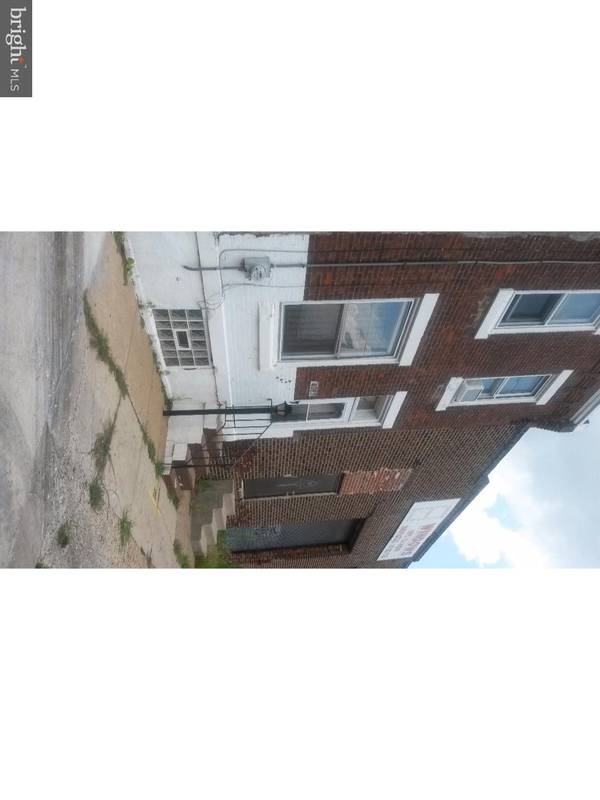 4083 FILBERT ST, Philadelphia, PA 19104