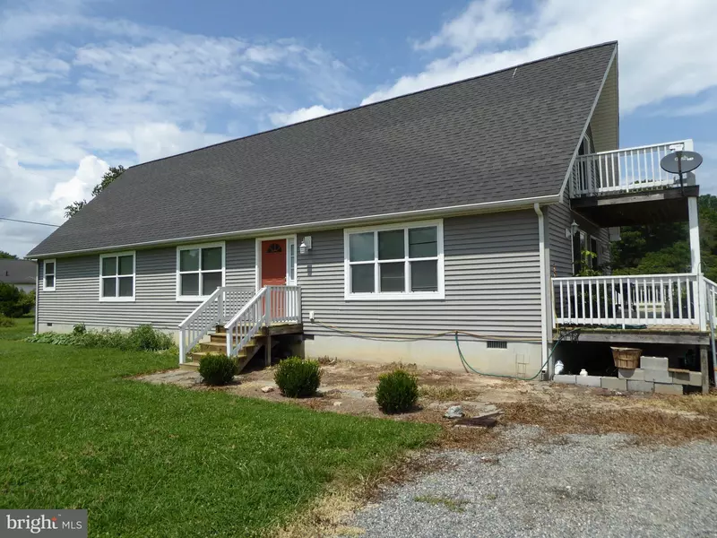 53 RUSSELLS RUN, Hague, VA 22469