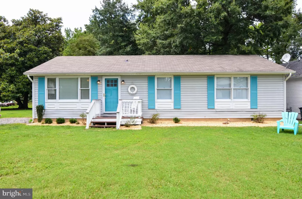 Colonial Beach, VA 22443,211 7TH ST