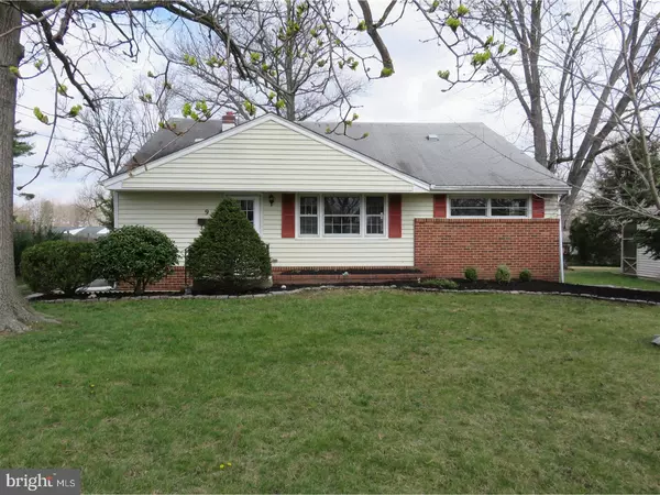 9 CLARK DR, Paulsboro, NJ 08096