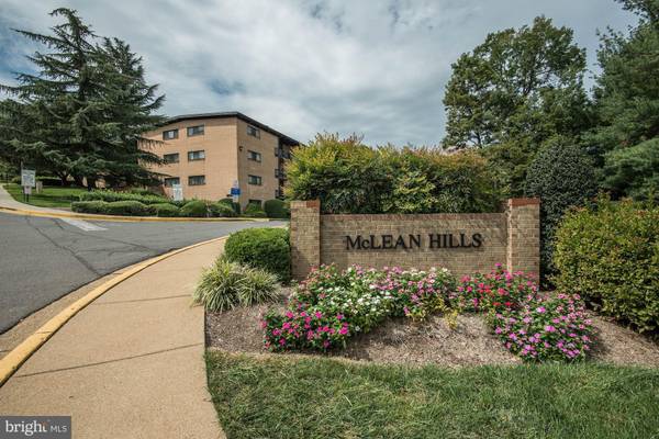 7807 ENOLA ST #7807, Mclean, VA 22102