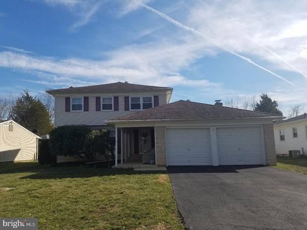 6 LEAFY LN, Newark, DE 19702