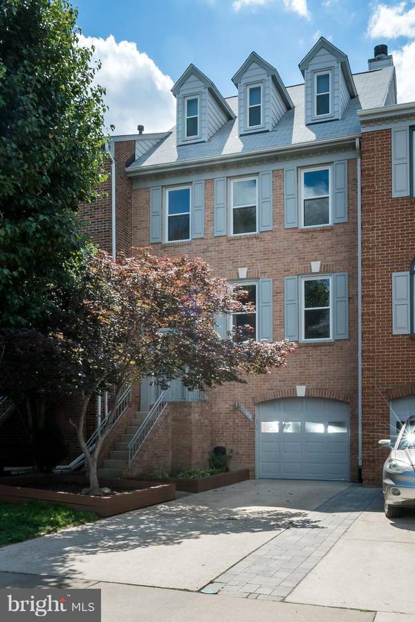 Alexandria, VA 22315,5988 WESCOTT HILLS WAY