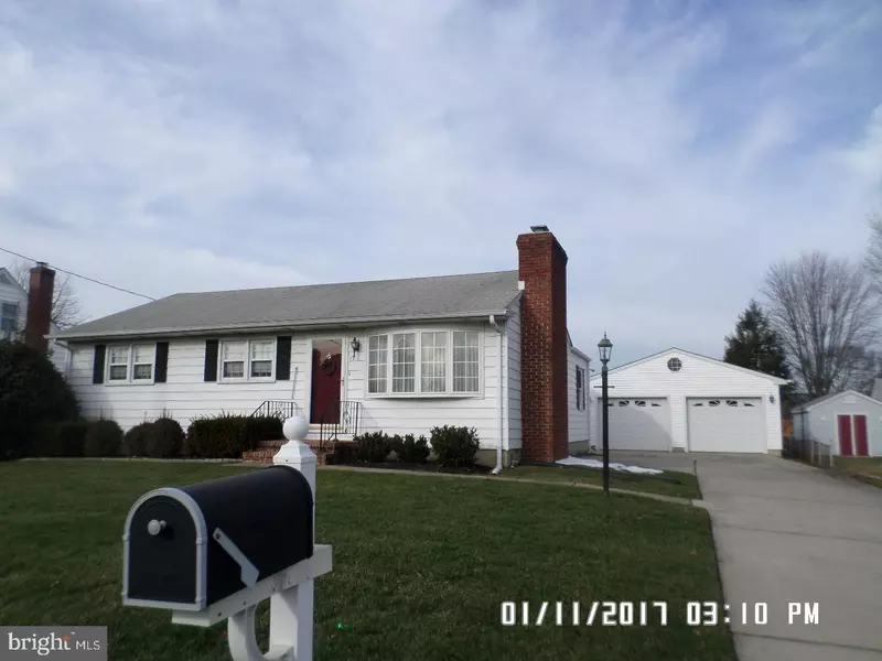 17 LAUREL AVE, Bordentown, NJ 08505