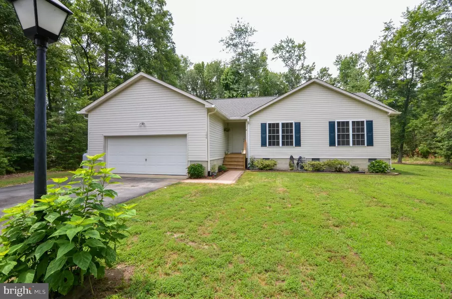 106 STRATFORD CIR, Colonial Beach, VA 22443