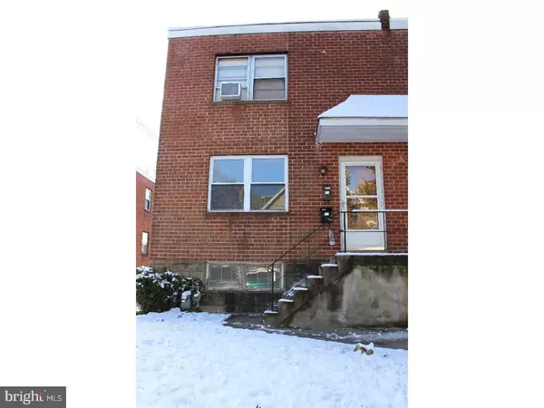 32 E STRATFORD AVE, Lansdowne, PA 19050