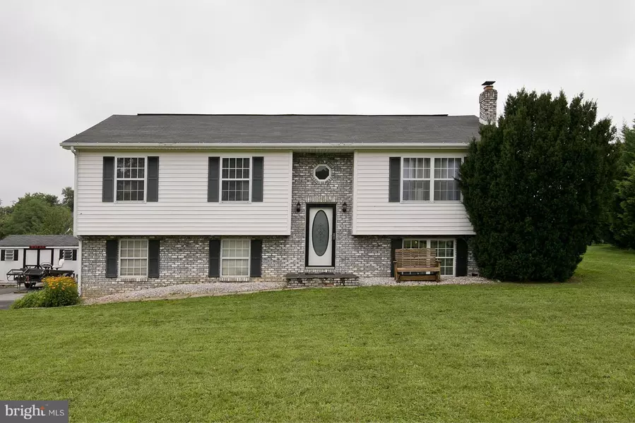 62 STOCKADE CT, Hedgesville, WV 25427