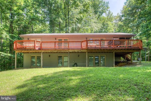 120 EAGLES COVE RD, Mineral, VA 23117