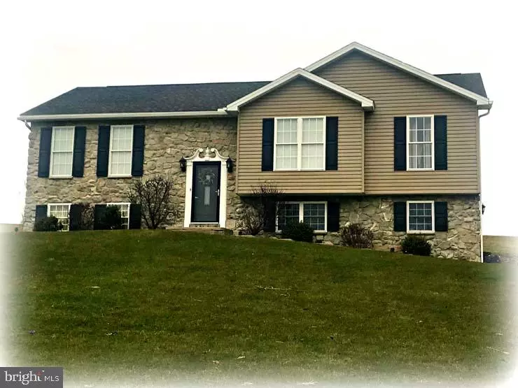 6 SUMMIT DR, Mifflin, PA 17058