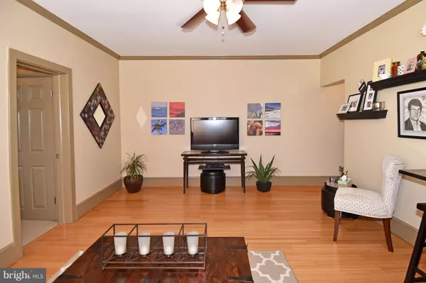 Washington, DC 20016,3024 WISCONSIN AVE NW #110