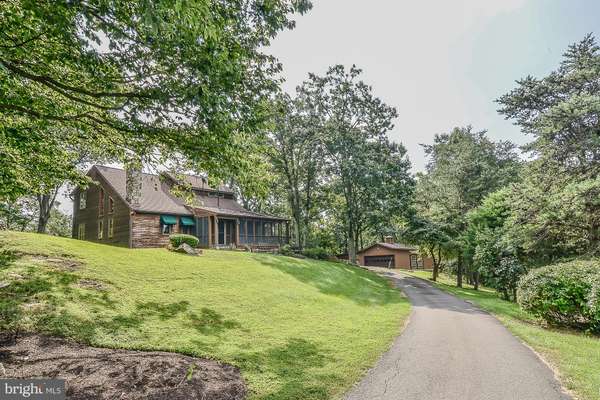 5221 MOUNTAIN VIEW DR, Broad Run, VA 20137