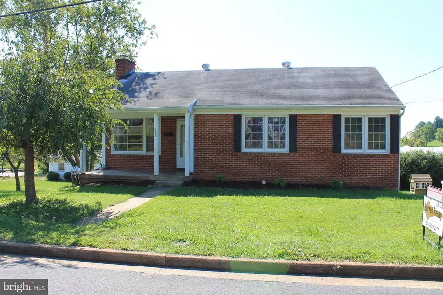 228 JEFFERSON ST, Orange, VA 22960