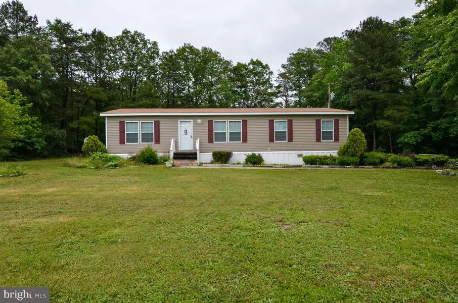 7312 LEEDSTOWN RD, Colonial Beach, VA 22443