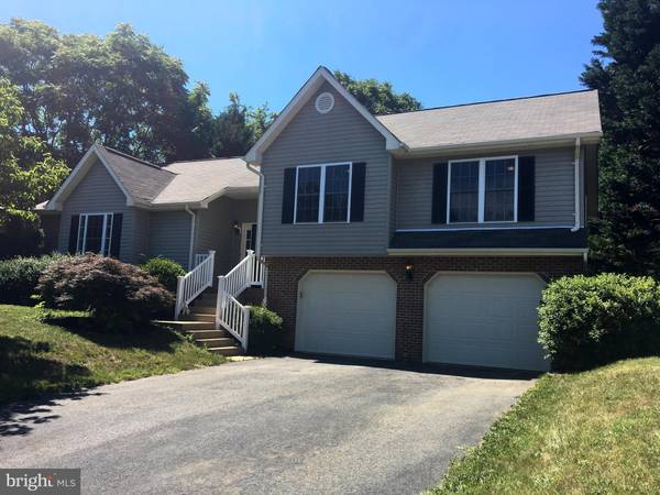 8 FALLING WATER CT, Fredericksburg, VA 22405