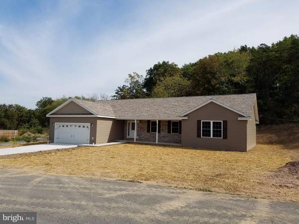 43 ASHBY CREST LN, Fort Ashby, WV 26719