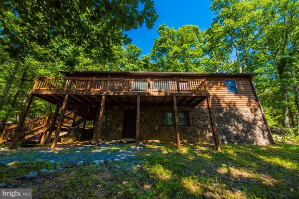 Great Cacapon, WV 25422,91 SHADOW ROCK LANE