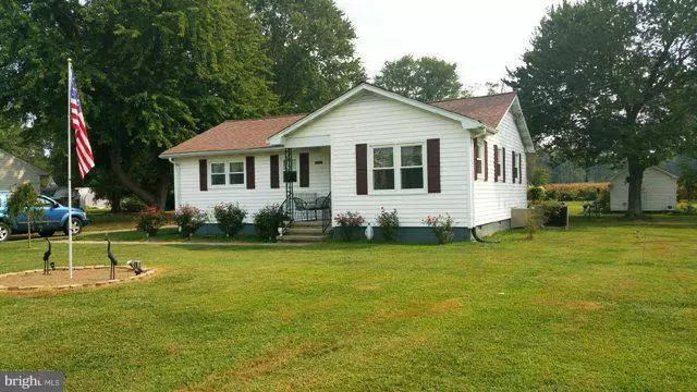 16942 KINGS HWY, Montross, VA 22520