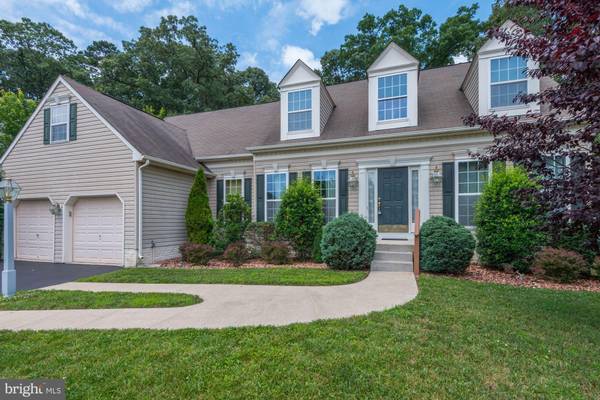 8135 SHOWCASE CT, Pasadena, MD 21122