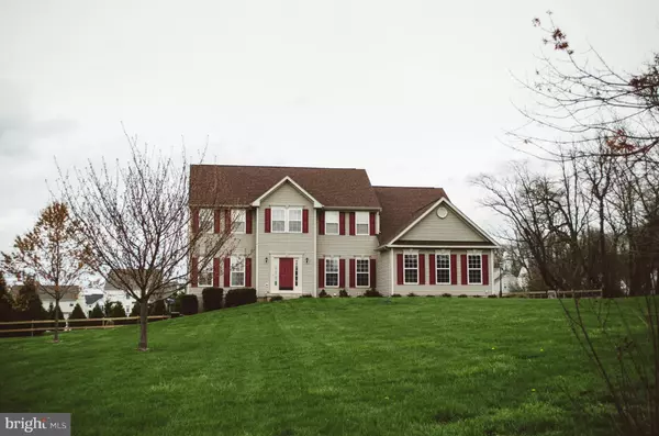 Charles Town, WV 25414,238 FRASER CT