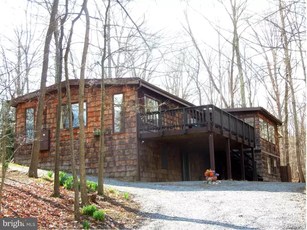 890 LAKESIDE DR, Harpers Ferry, WV 25425